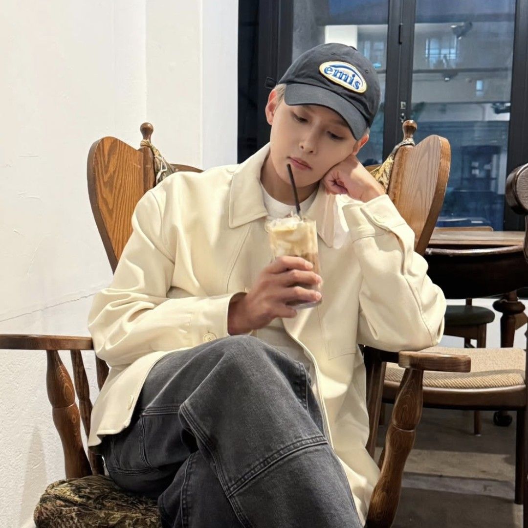 A moment captured by Ryeowook (Super Junior)'s fan