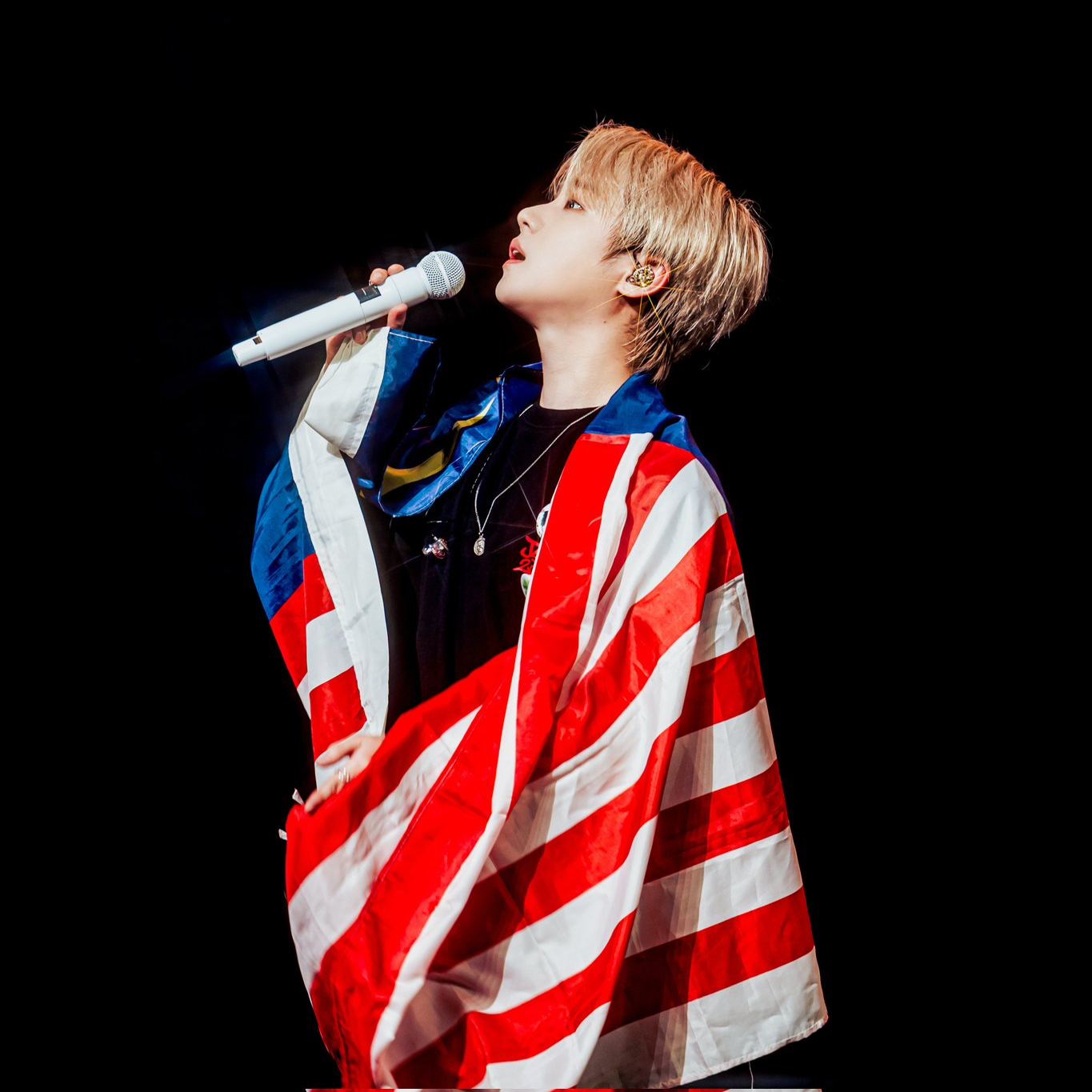 Behind-the-scenes cut of JAY (iKON)