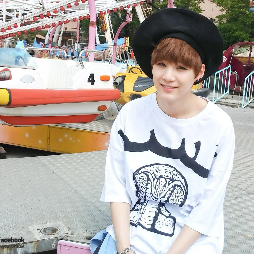 Latest photo of SUGA (BTS)