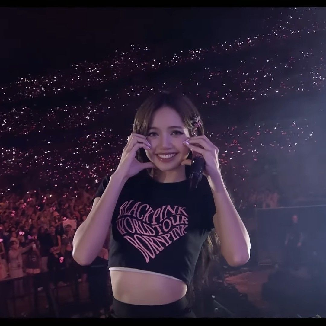 Lisa (BLACKPINK)粉絲拍下的瞬間
