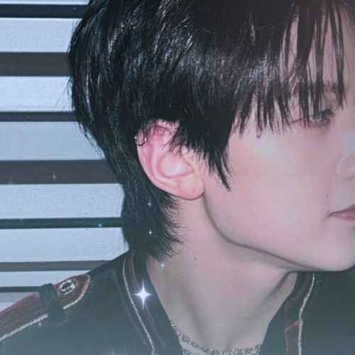 石马修 (ZEROBASEONE)的幕后花絮