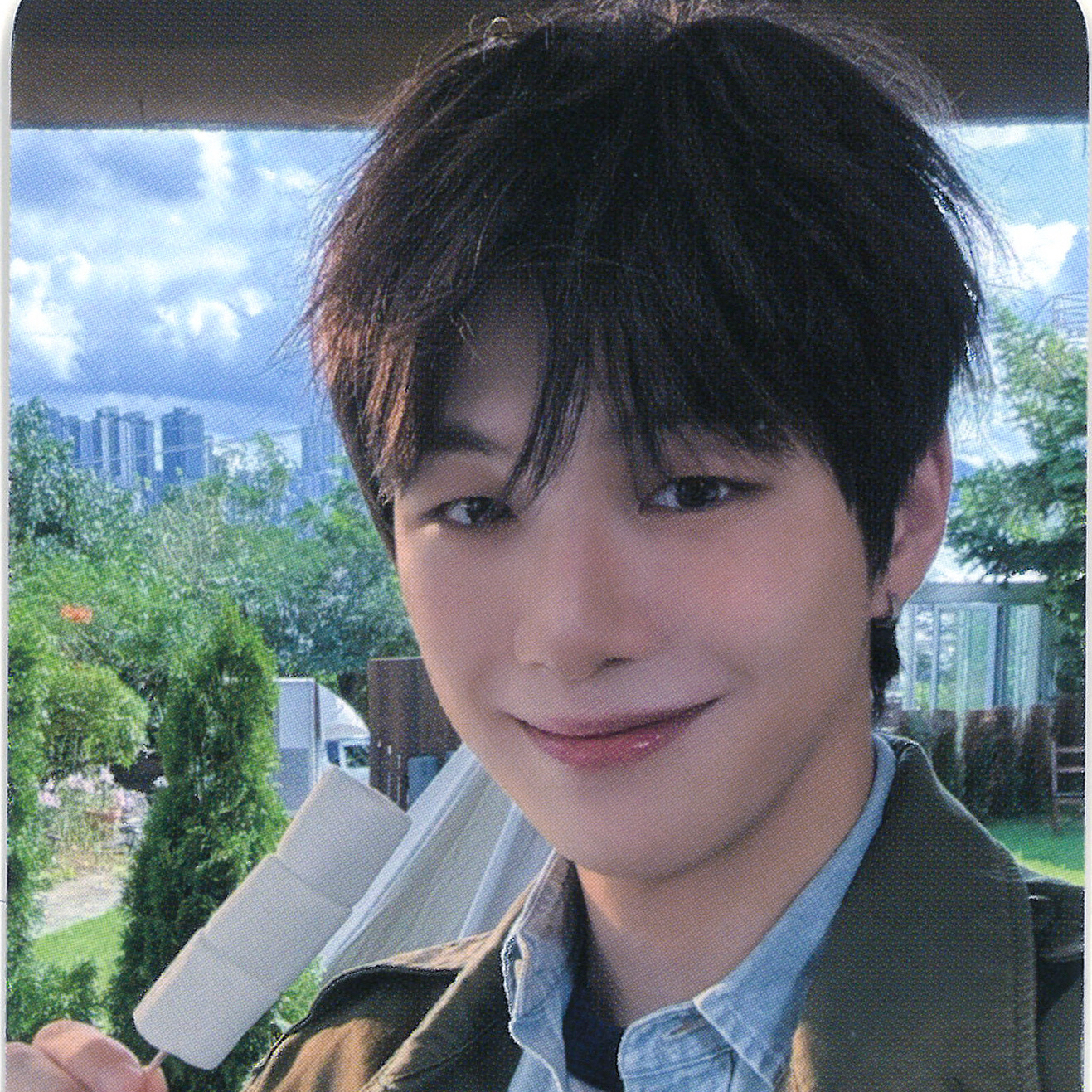 Recent activity shot of Kang Daniel