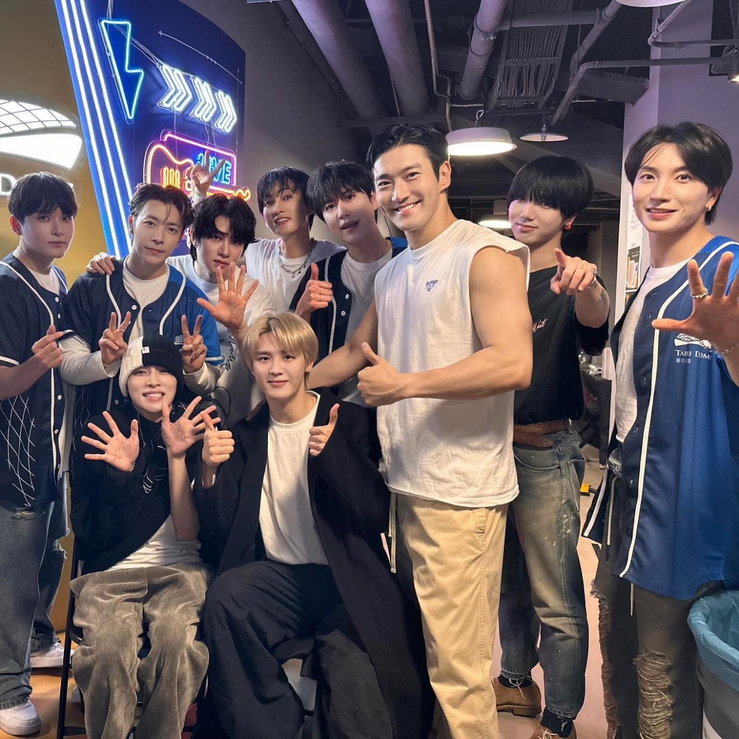 슈퍼주니어 최근 활동샷