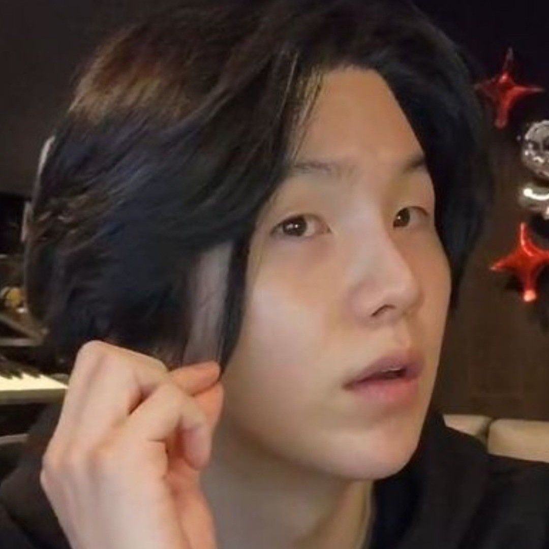 A moment captured by SUGA (BTS)'s fan