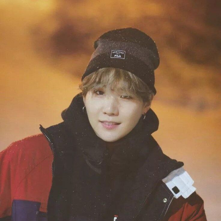 Foto terbaru SUGA (BTS)