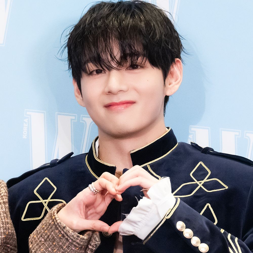 V (BTS)の最新写真