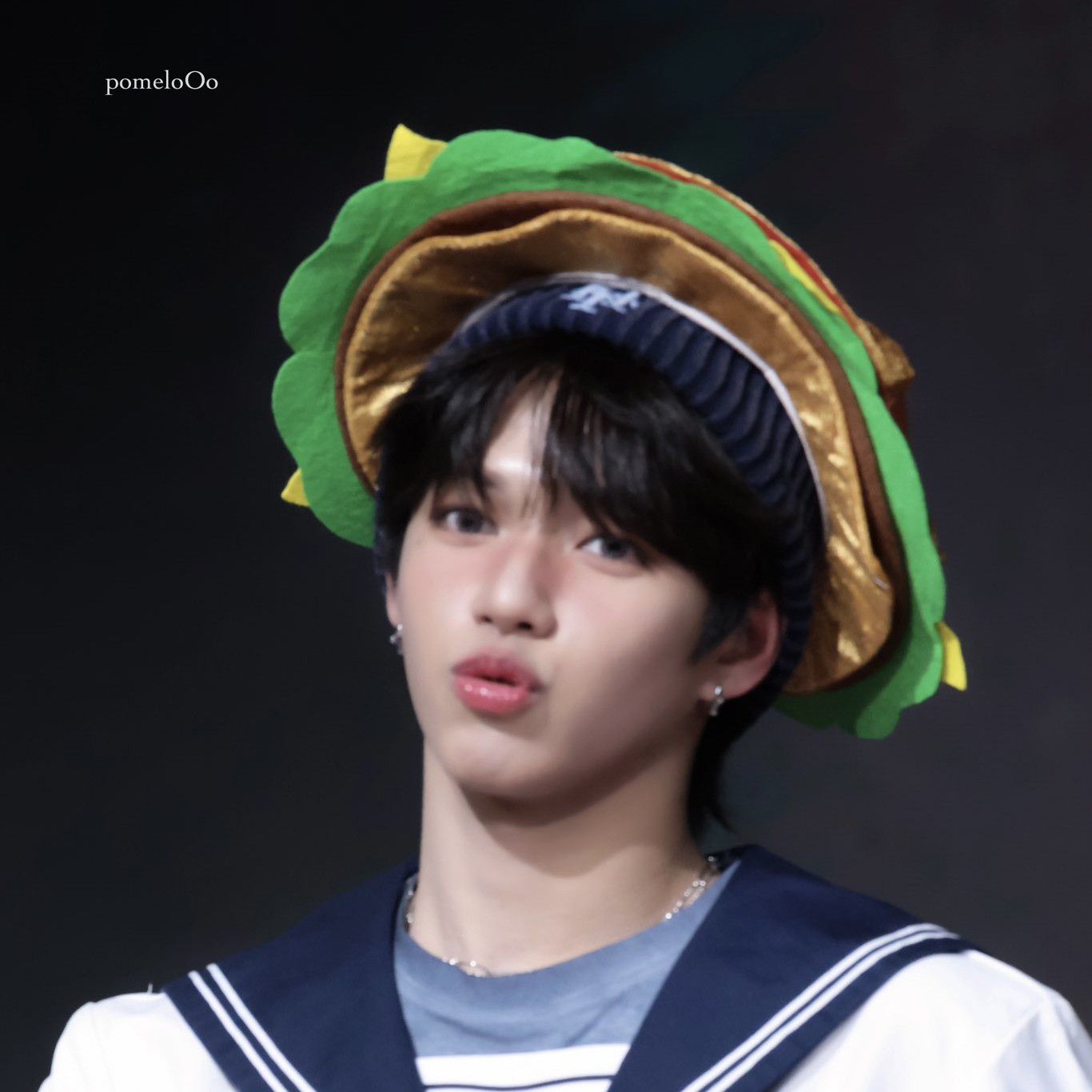 A moment captured by JL (AHOF)'s fan