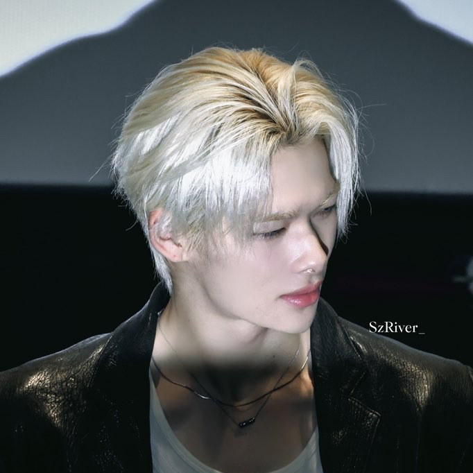 ENHYPEN의 최신 사진