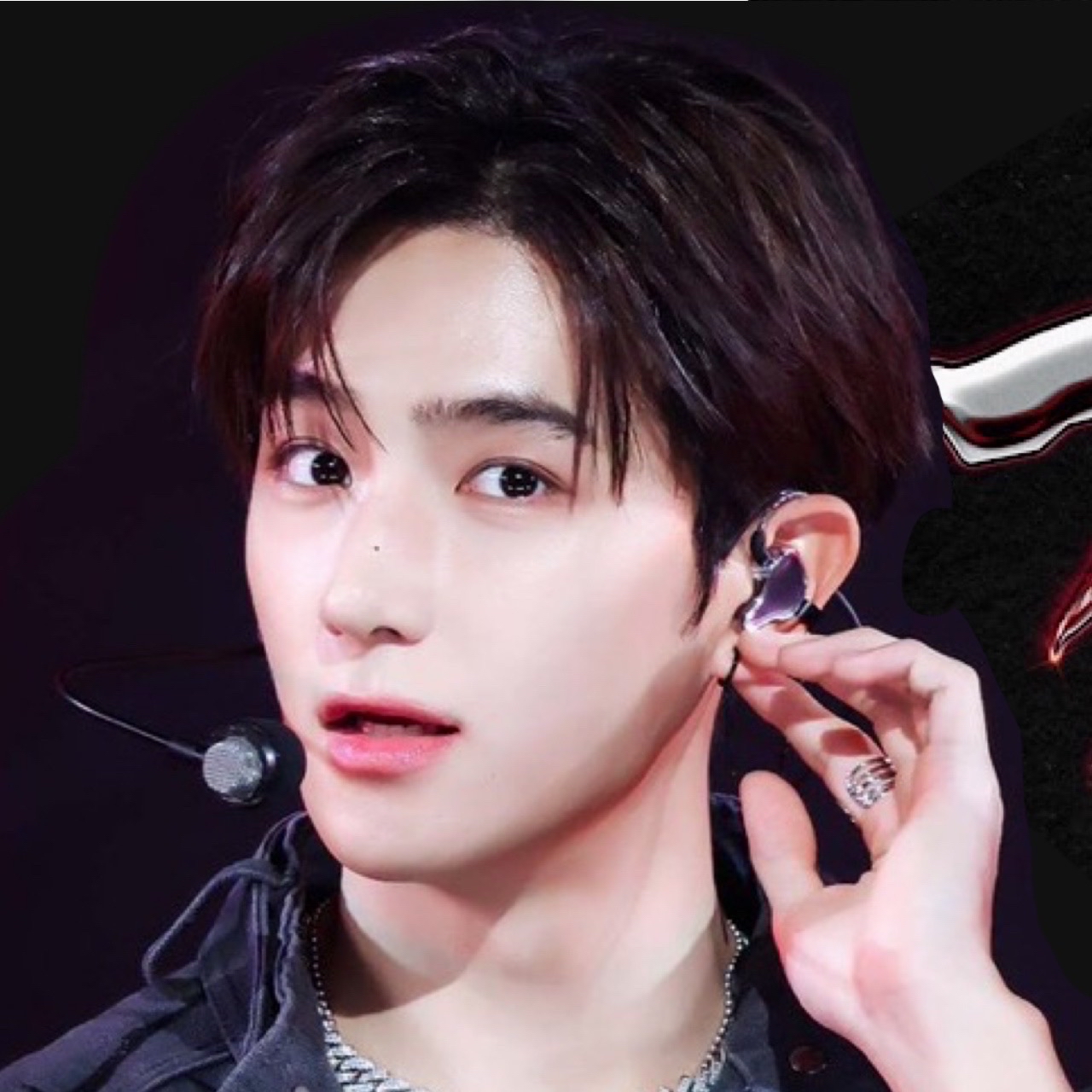 Latest photo of Hyunjae (THE BOYZ)