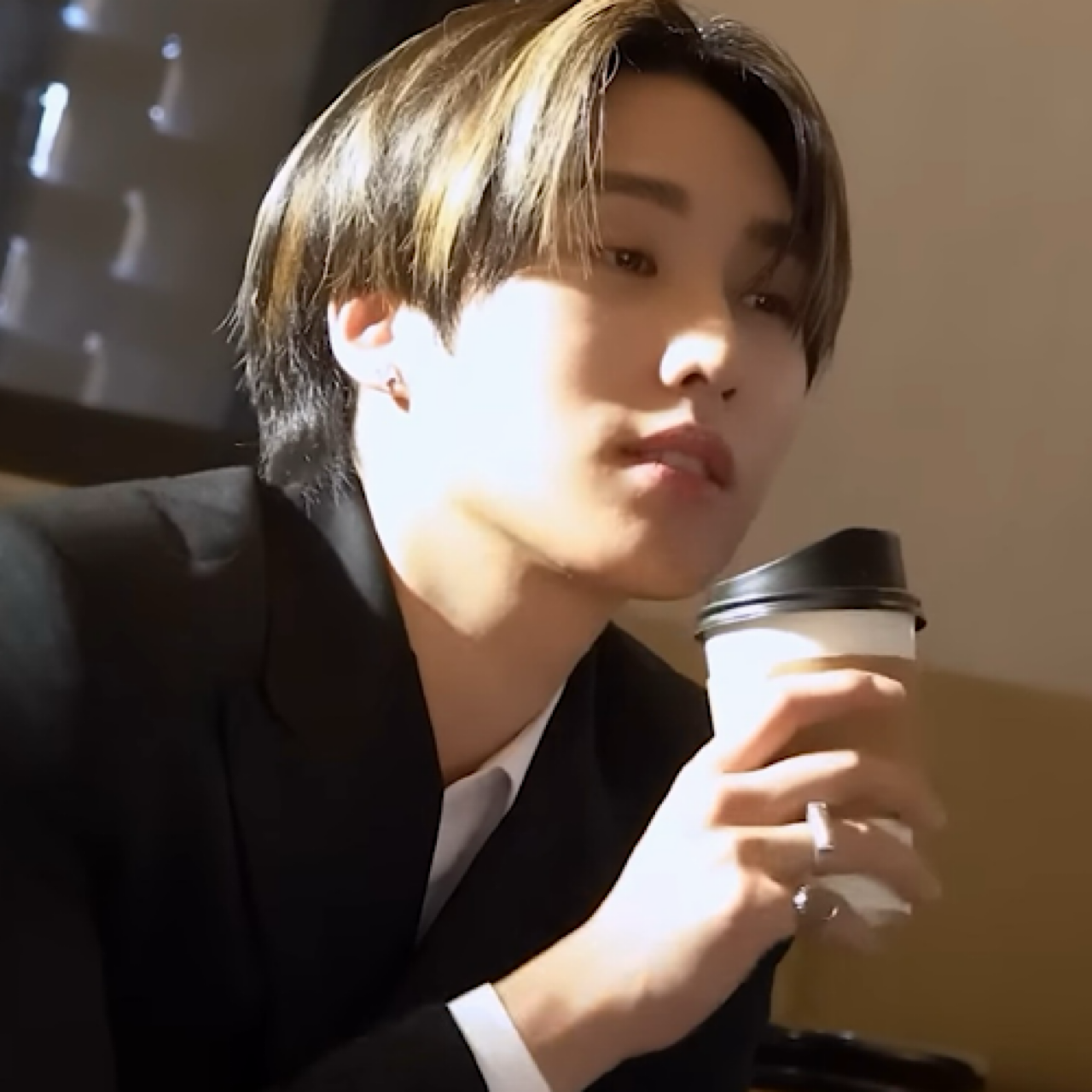 Behind-the-scenes cut of Jacob (THE BOYZ)