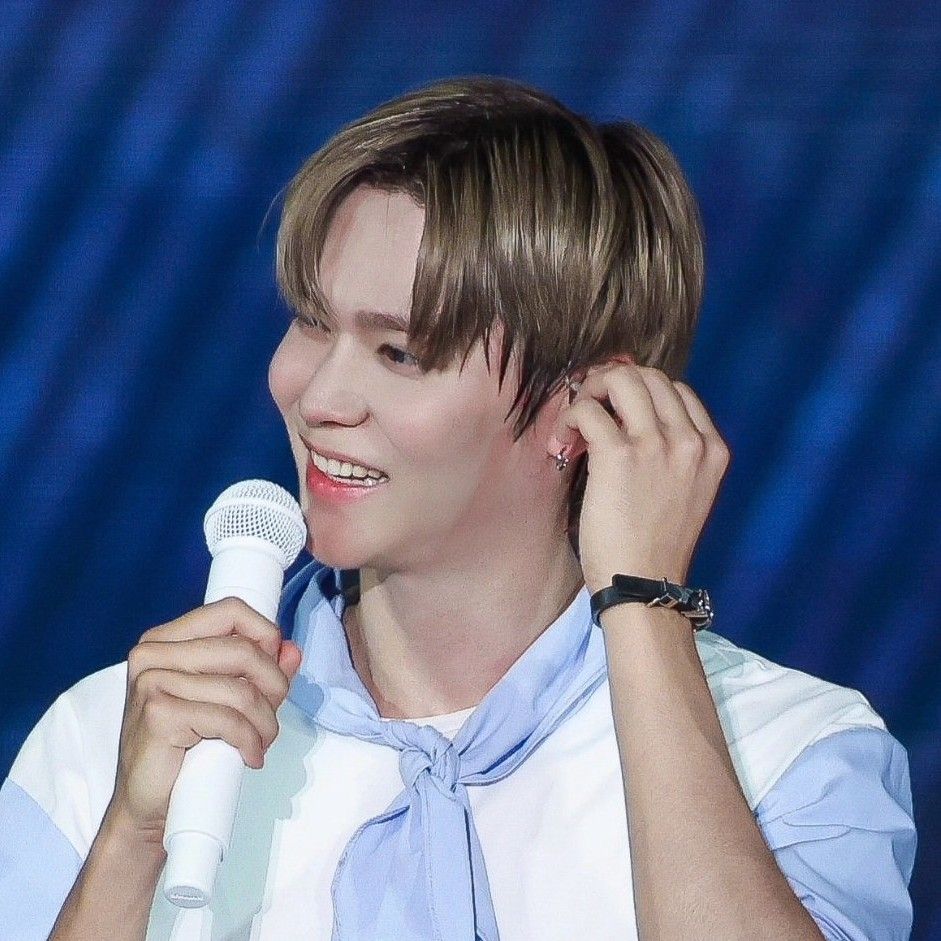 Latest photo of Eunseok (RIIZE)