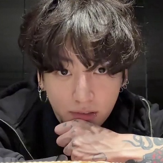 柾國 (防彈少年團)的最新照片