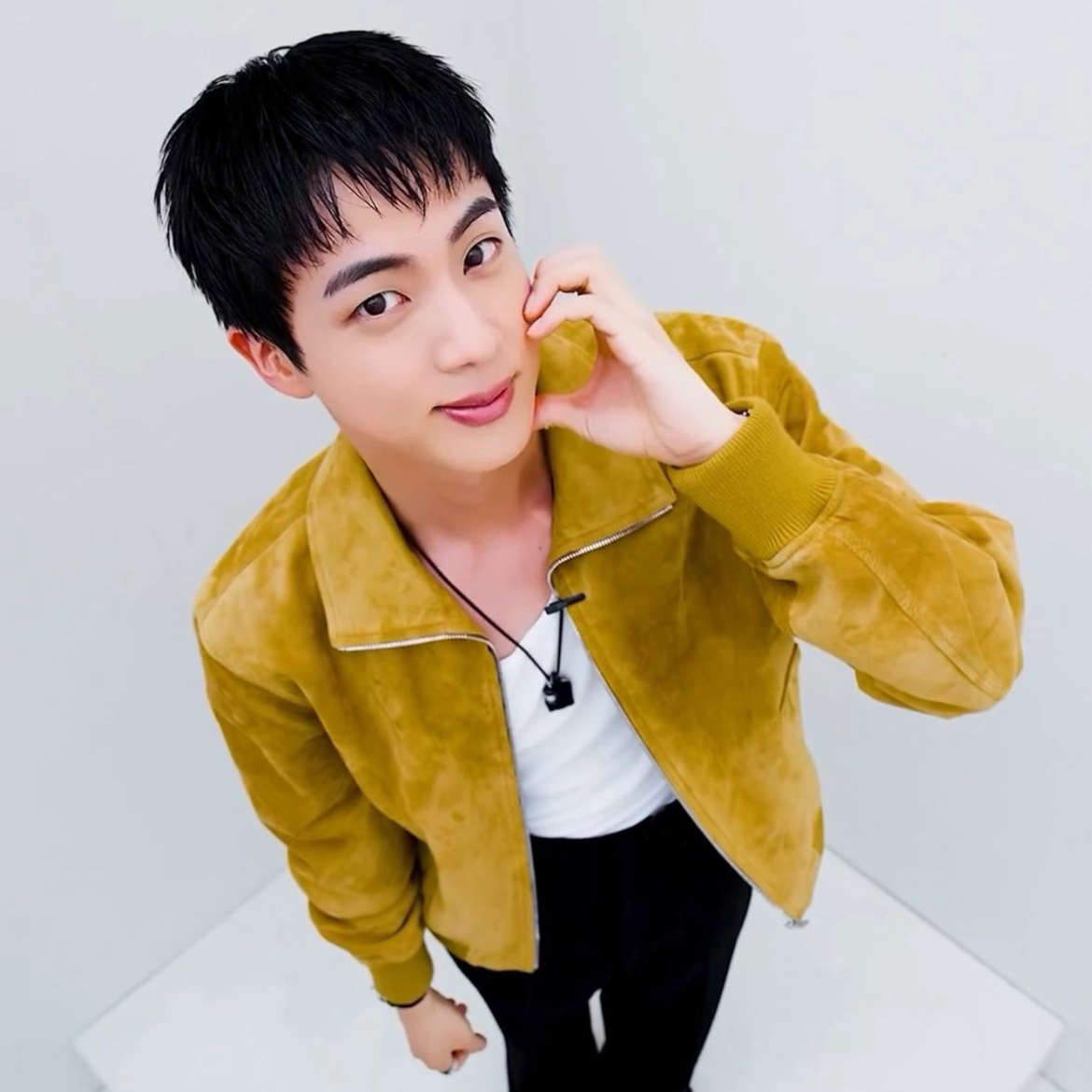 Jin (防弹少年团)粉丝拍下的瞬间