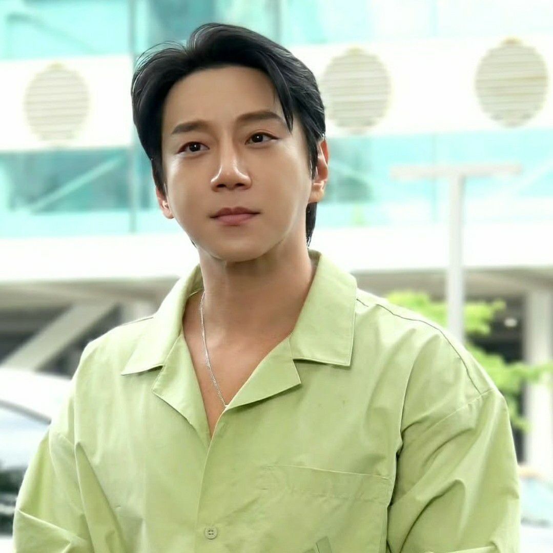 A moment captured by Hwang Chiyeol's fan