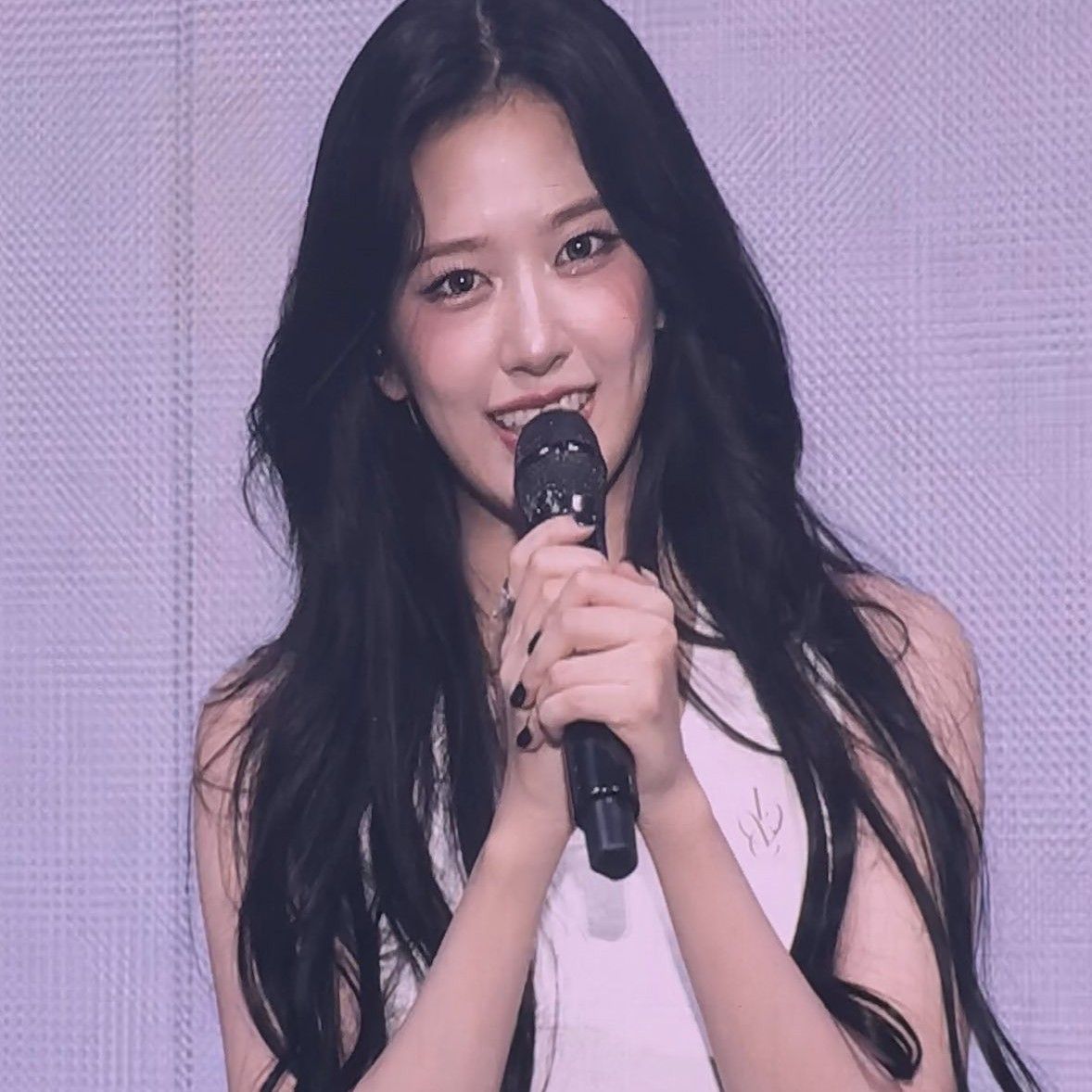 Foto terbaru An Yujin (IVE)