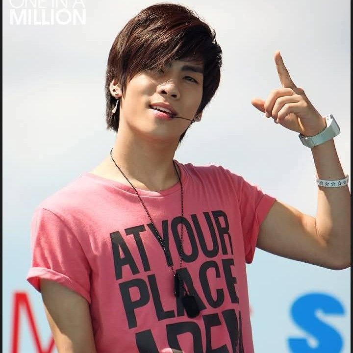 Recent activity shot of Jonghyun (SHINee)