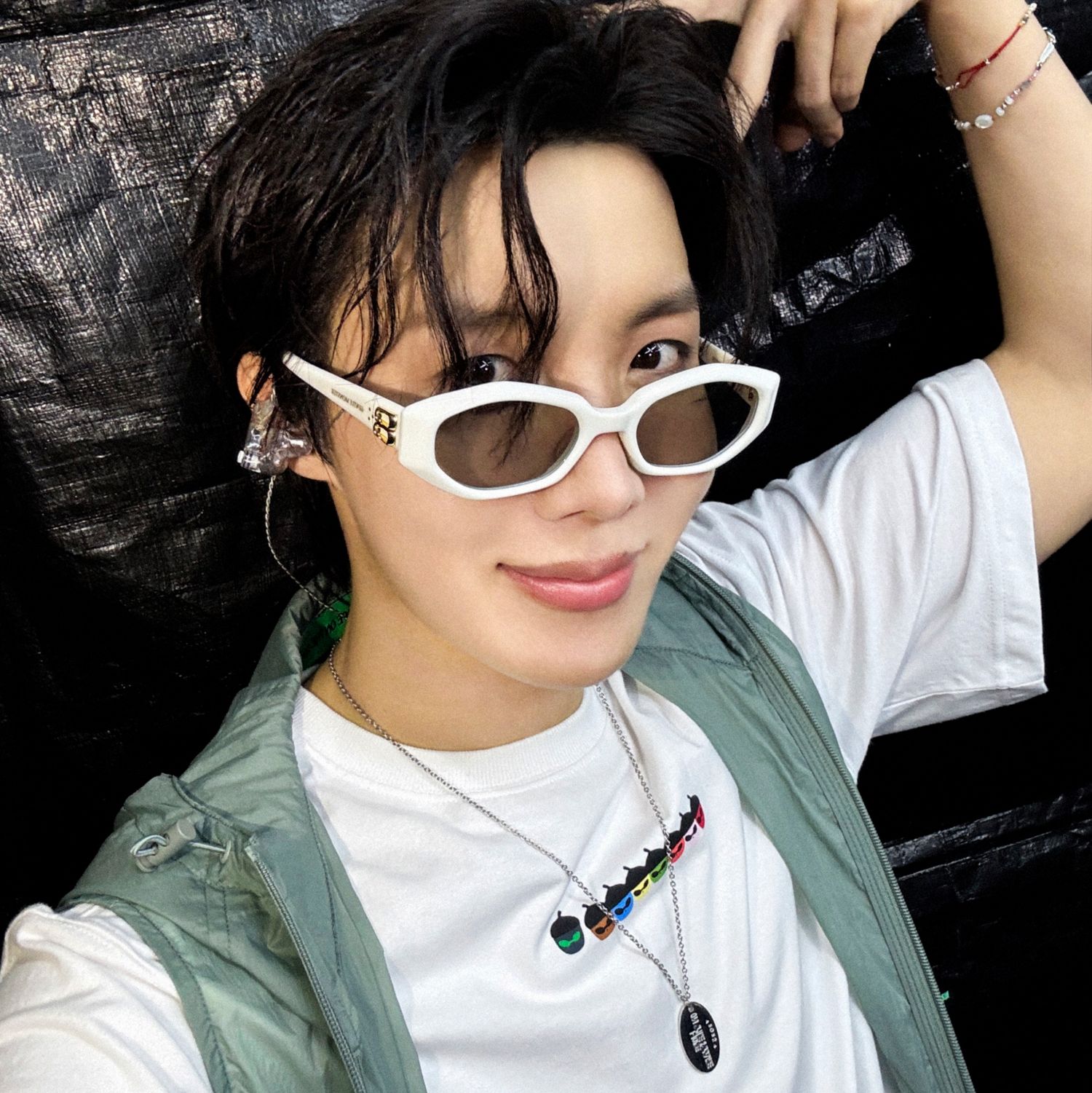 제이홉 (방탄소년단)의 최신 사진