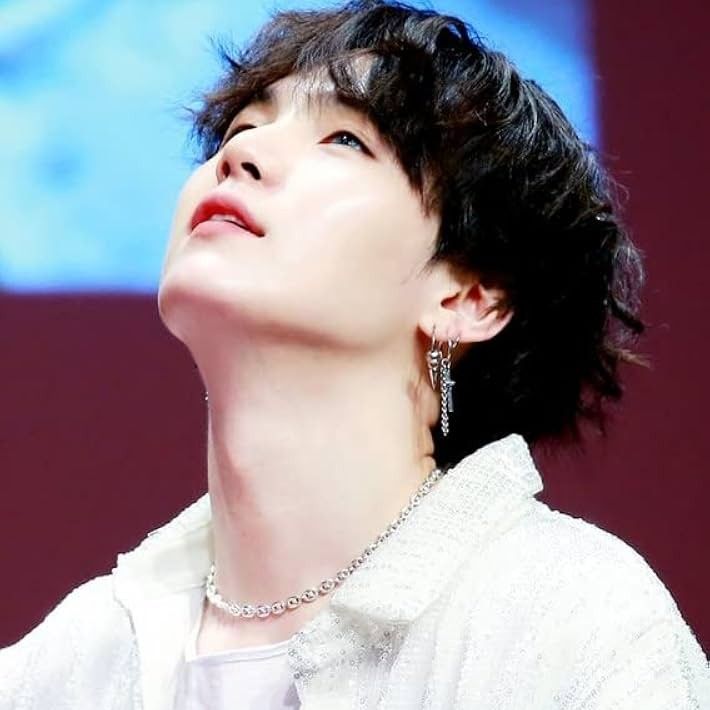 Latest photo of SUGA (BTS)