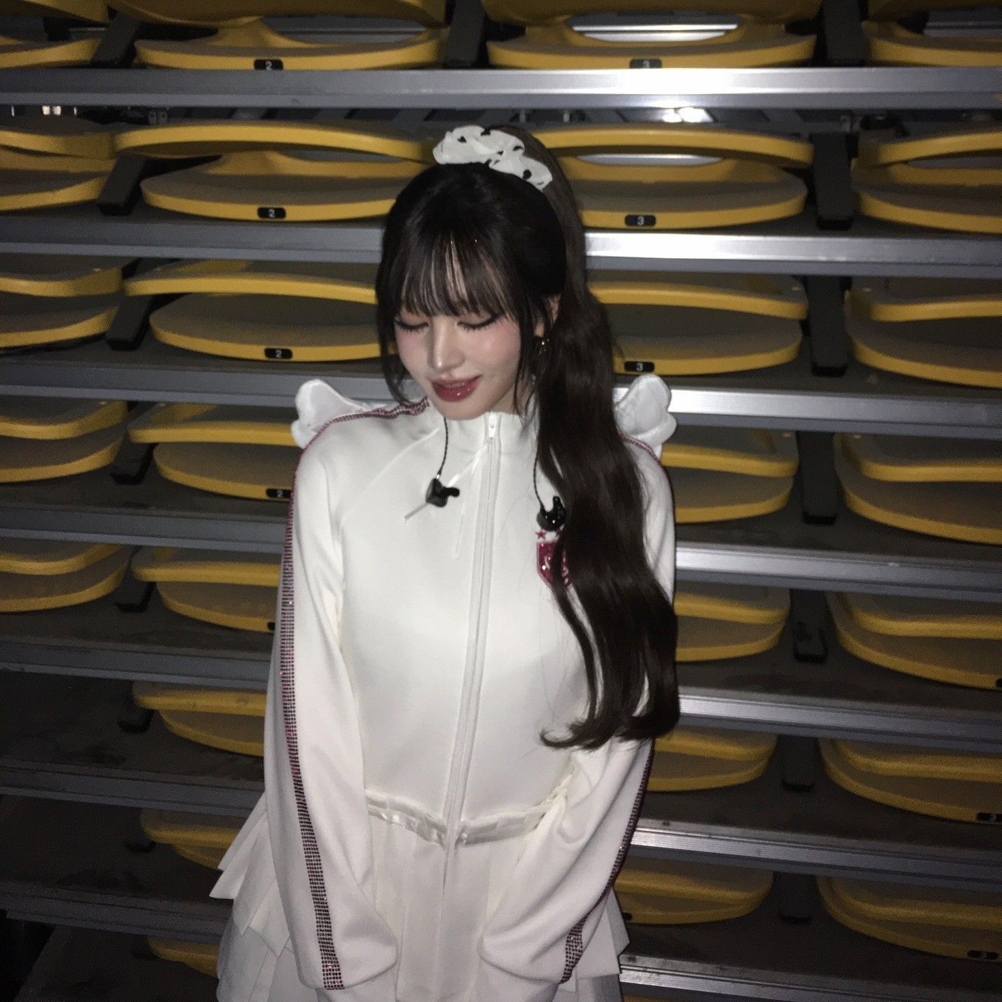 Behind-the-scenes cut of LIZ (IVE)