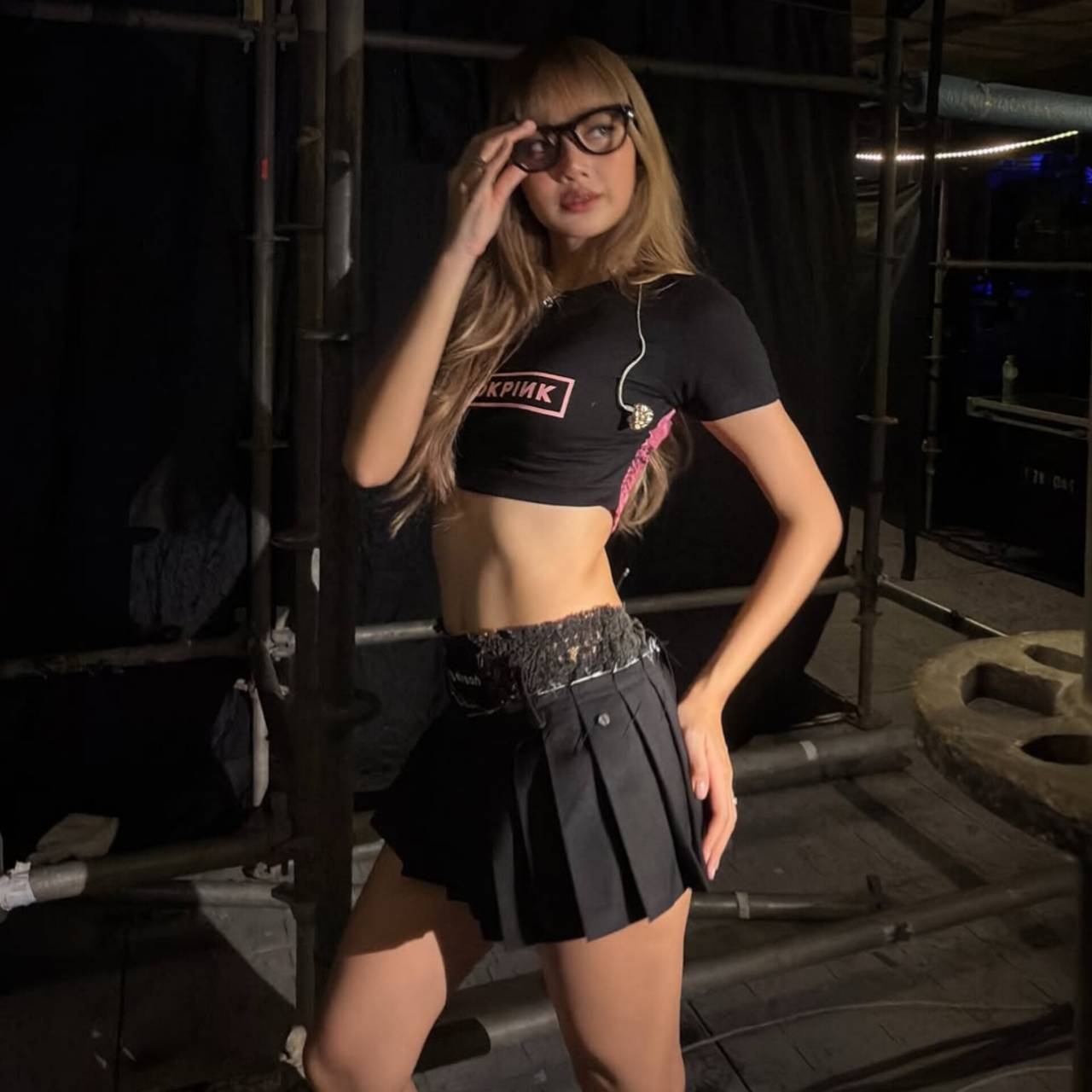 Behind-the-scenes cut of Lisa (BLACKPINK)