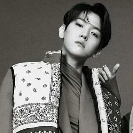 ベクヒョン (EXO)の最新写真