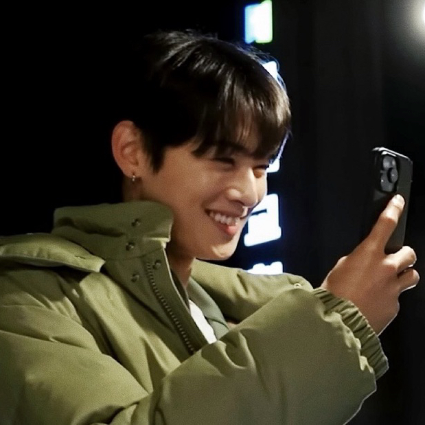 Latest photo of Eunwoo (ASTRO)