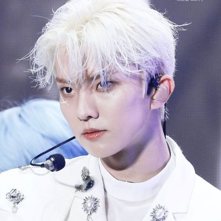 Latest photo of Q (THE BOYZ)
