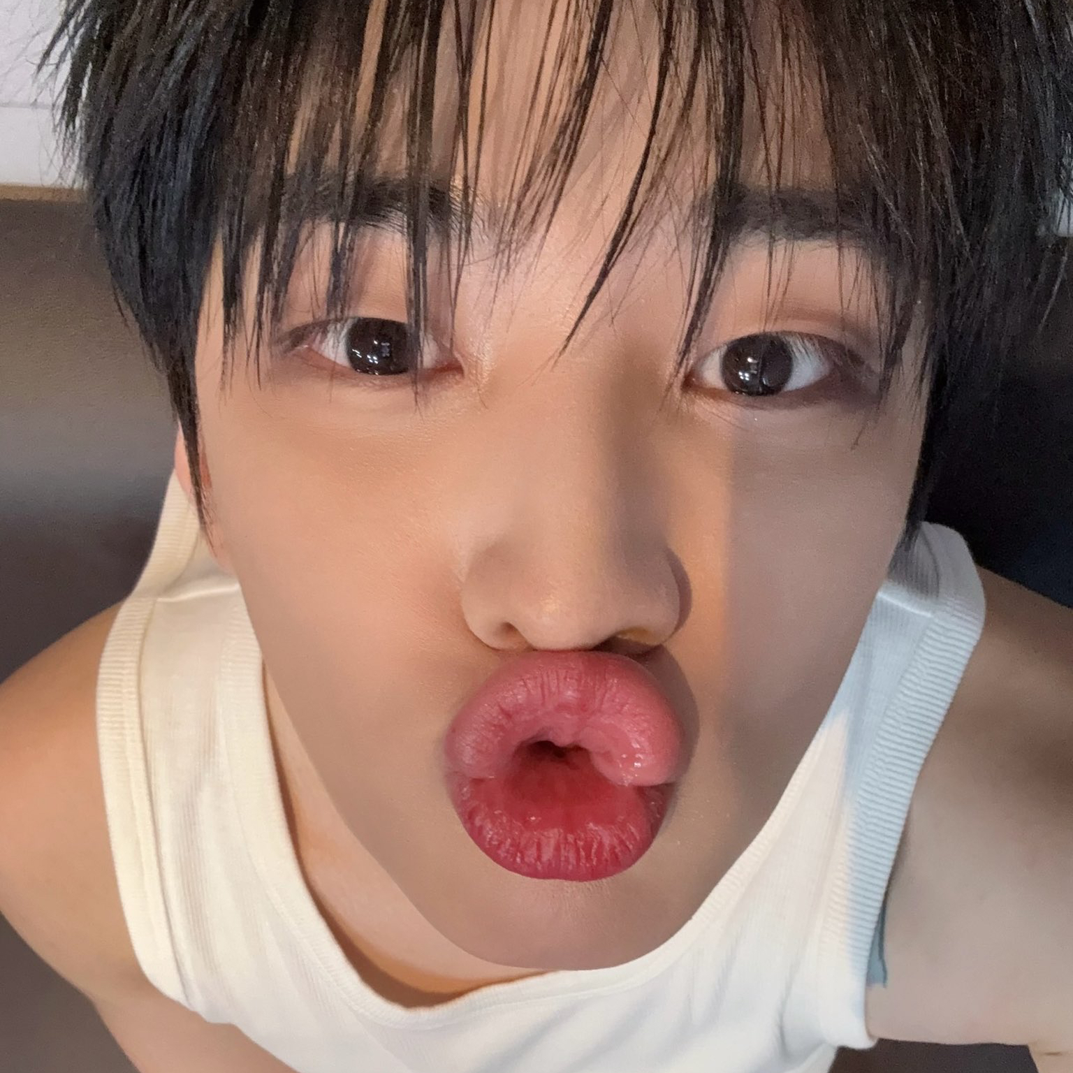 Foto aktivitas terbaru Jaechan (DKZ)