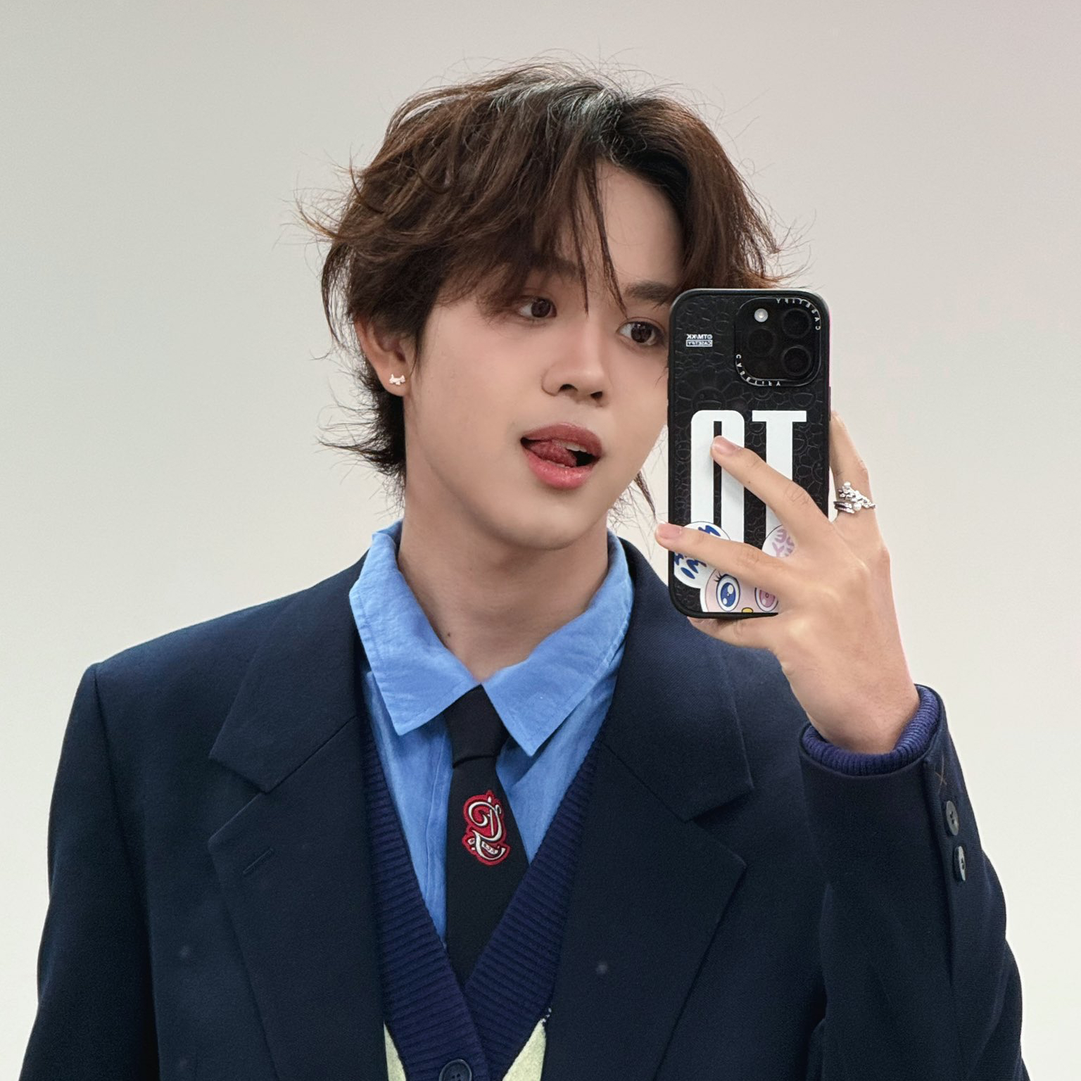 Behind-the-scenes cut of THI-O (NexT1DE)