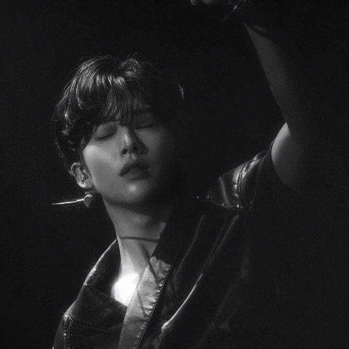 Ricky (ZEROBASEONE)粉絲拍下的瞬間