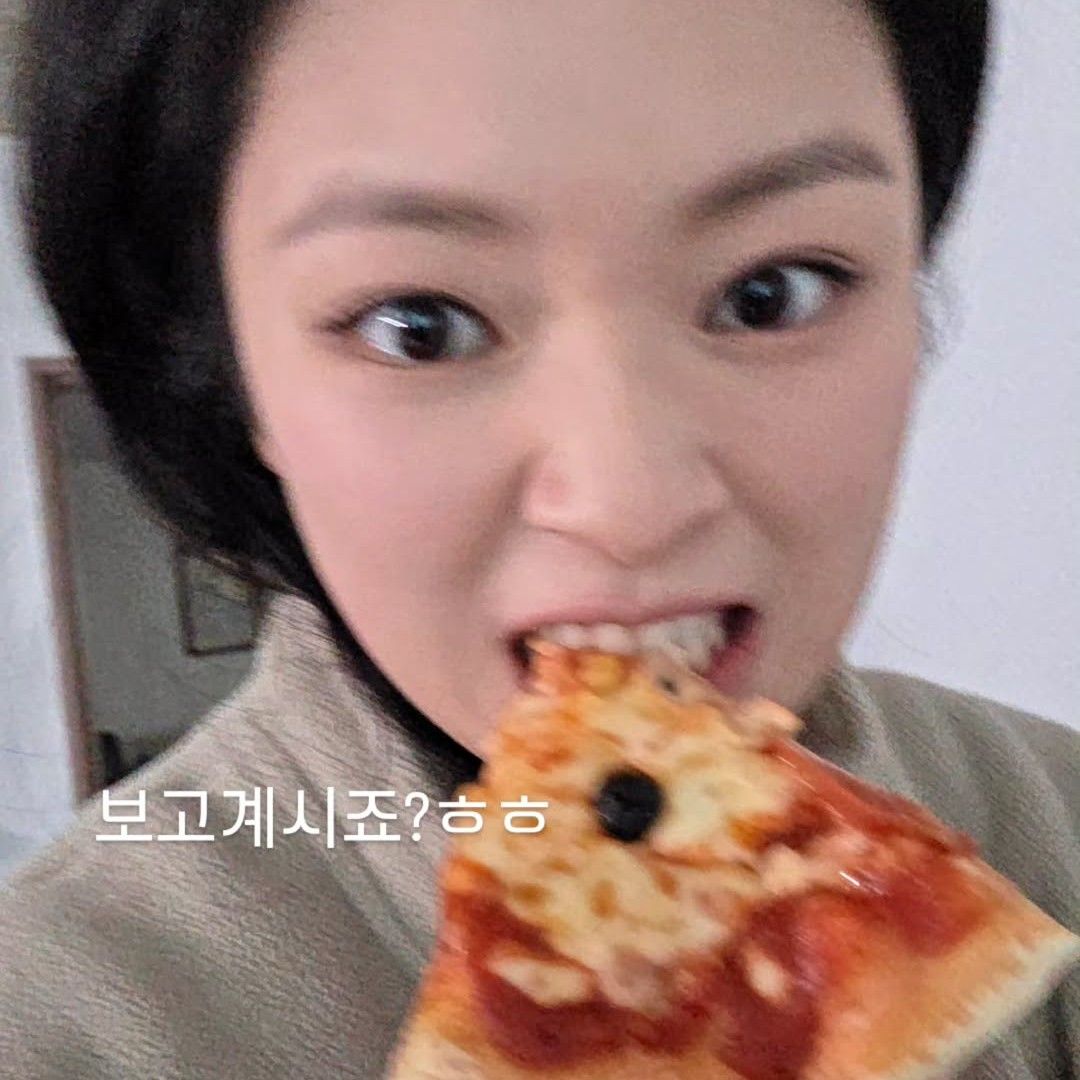 정연 (TWICE) 최근 활동샷