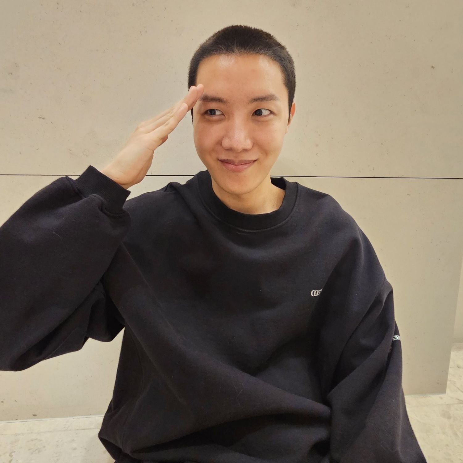 제이홉 (방탄소년단) 최근 활동샷