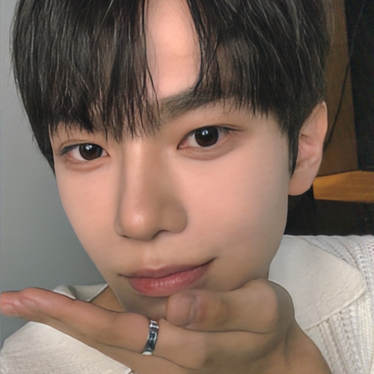 Behind-the-scenes cut of Park Donggyu