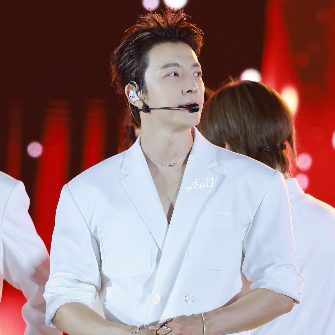 동해 (슈퍼주니어)의 비하인드 컷