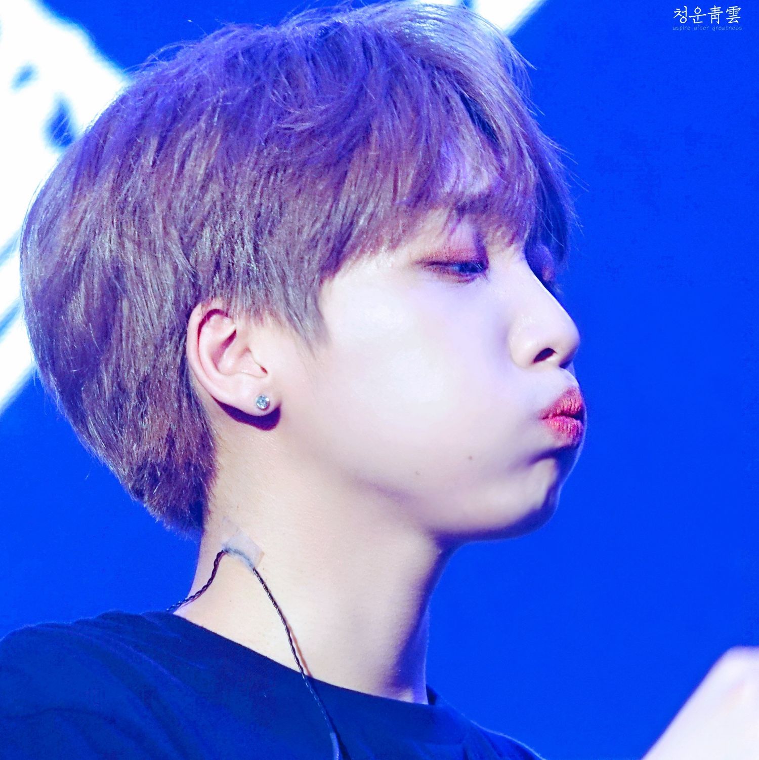 Recent activity shot of Jeong Sewoon