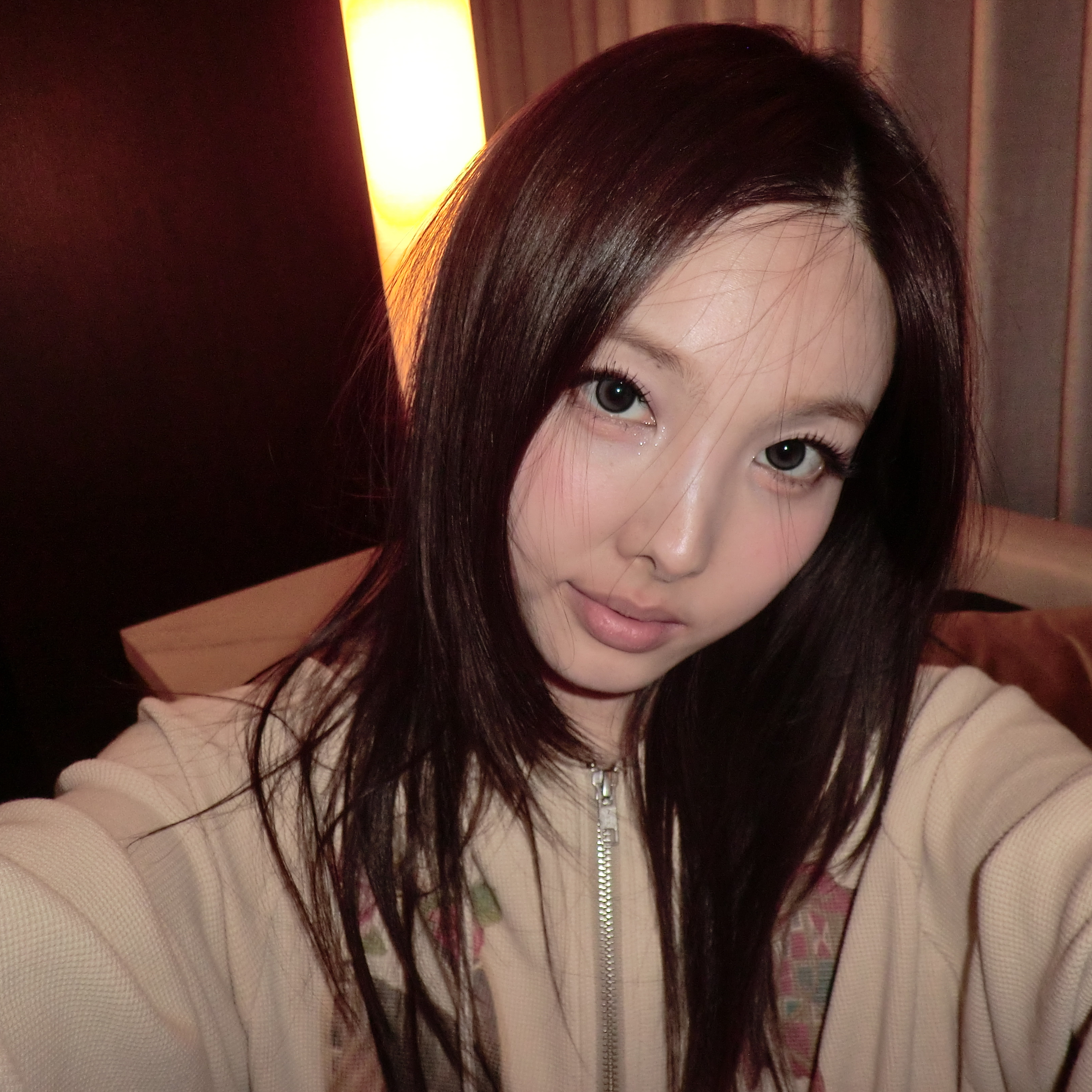 Latest photo of Nayeon (TWICE)