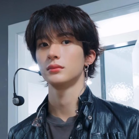 Recent activity shot of Anton (RIIZE)