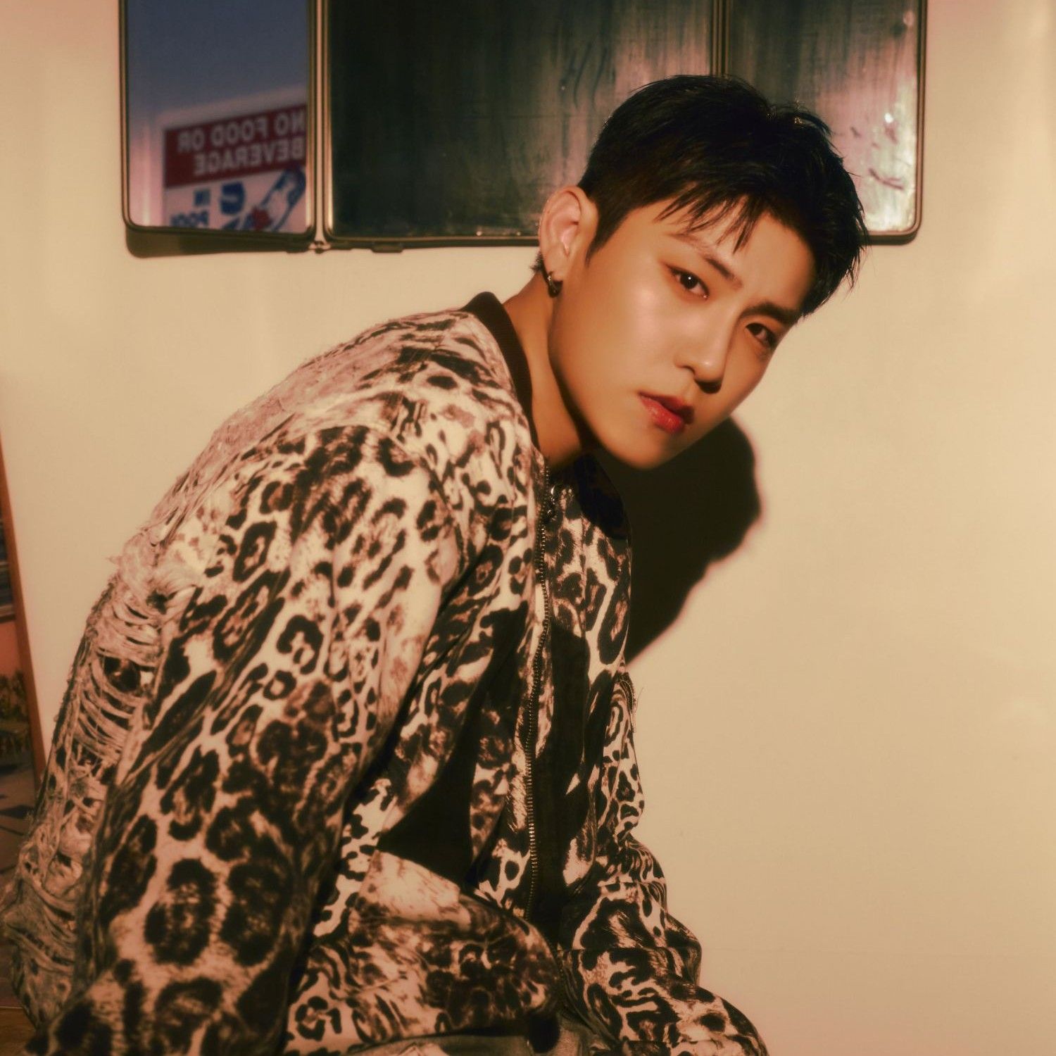 Latest photo of Park Woojin (AB6IX)