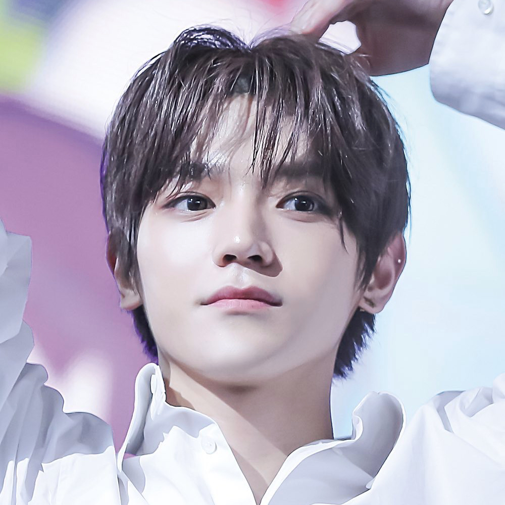 A moment captured by Taeyong (NCT 127)'s fan