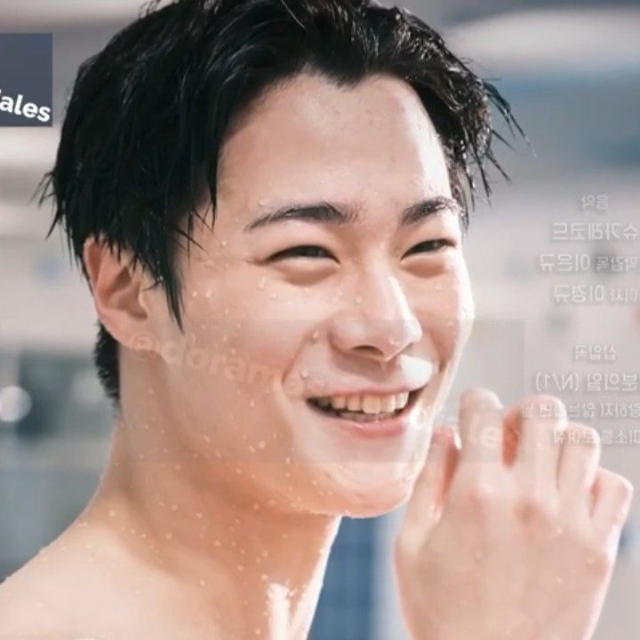 A moment captured by Moonbin (ASTRO)'s fan