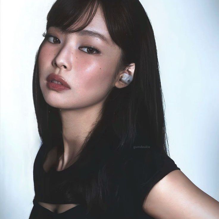 제니 (BLACKPINK)의 비하인드 컷