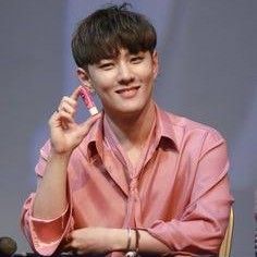 Latest photo of DK (iKON)
