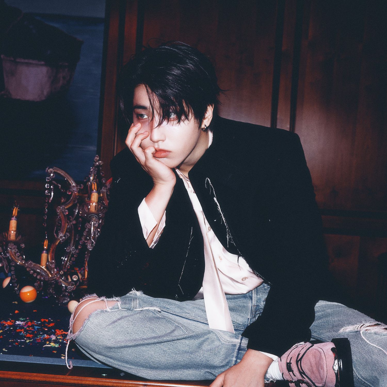 Behind-the-scenes cut of Stray Kids