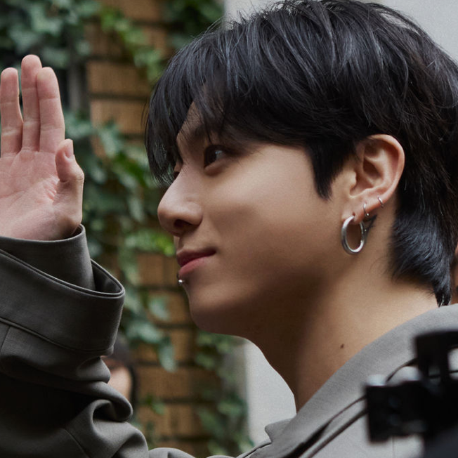 Recent activity shot of Jungkook (BTS)