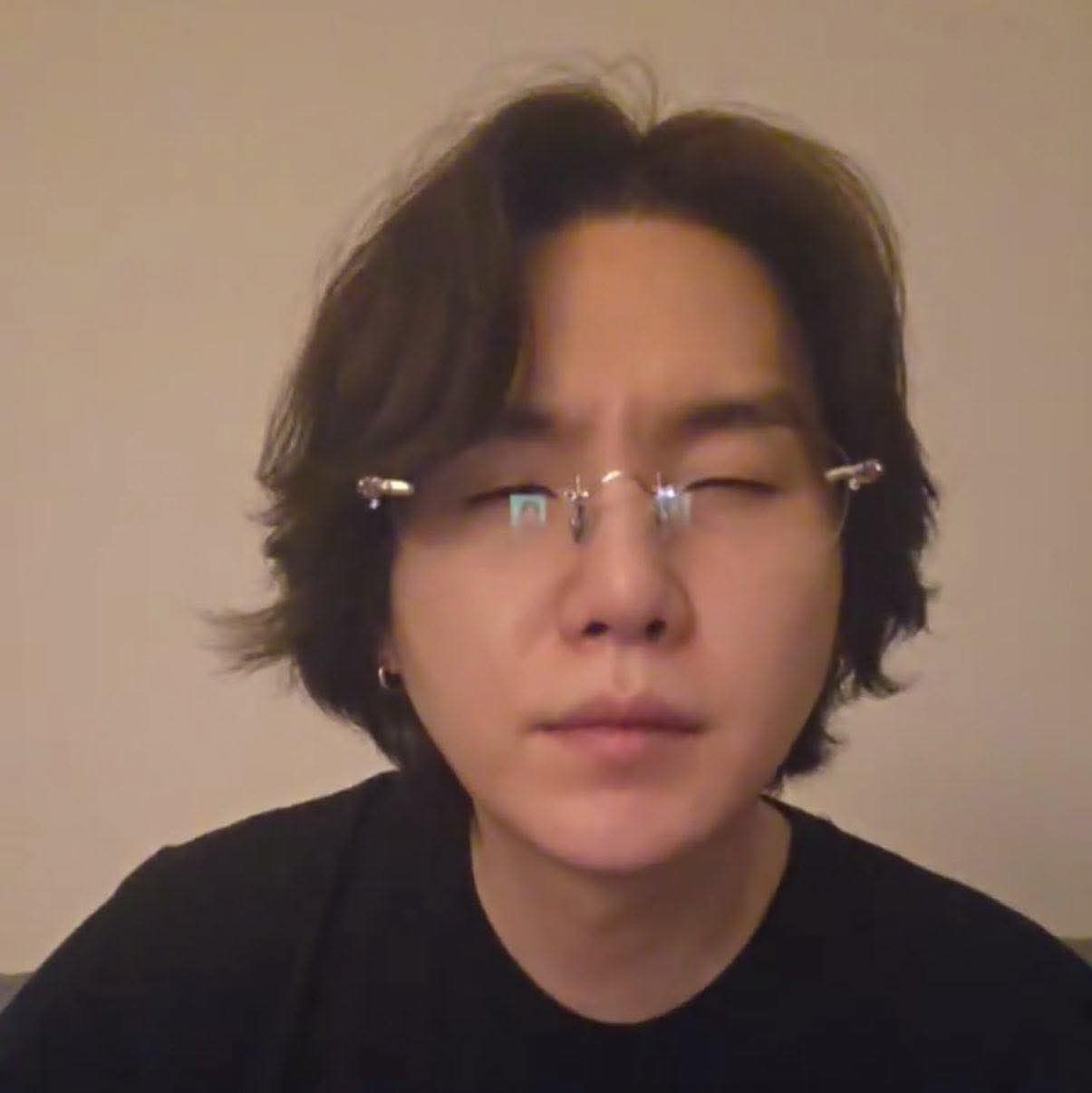 Potret di balik layar SUGA (BTS)