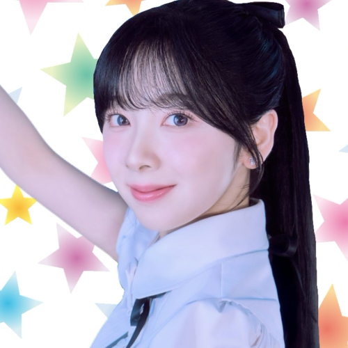 A moment captured by Miihi (NiziU)'s fan
