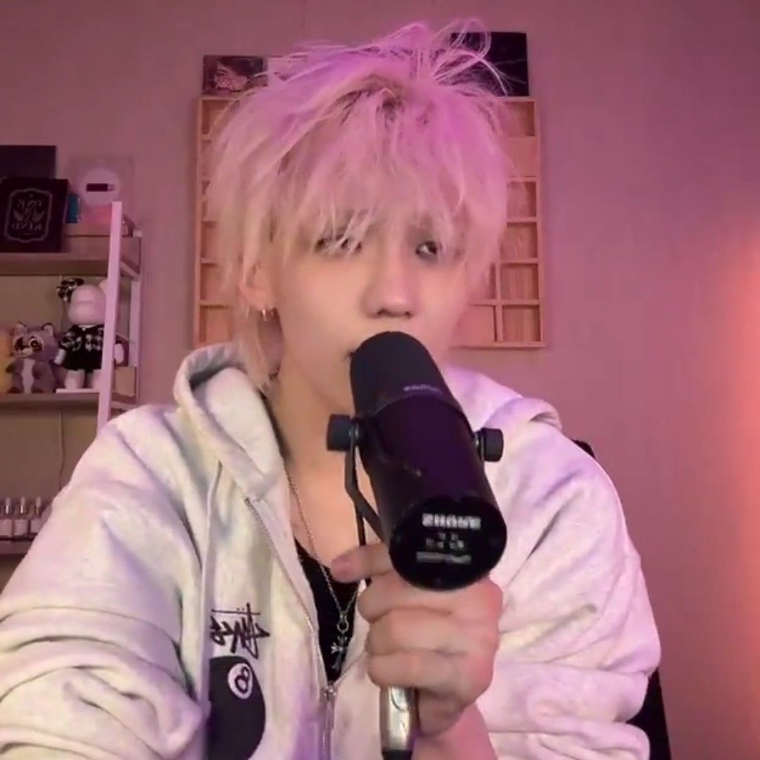 千晙赩 (TNX)的最新照片