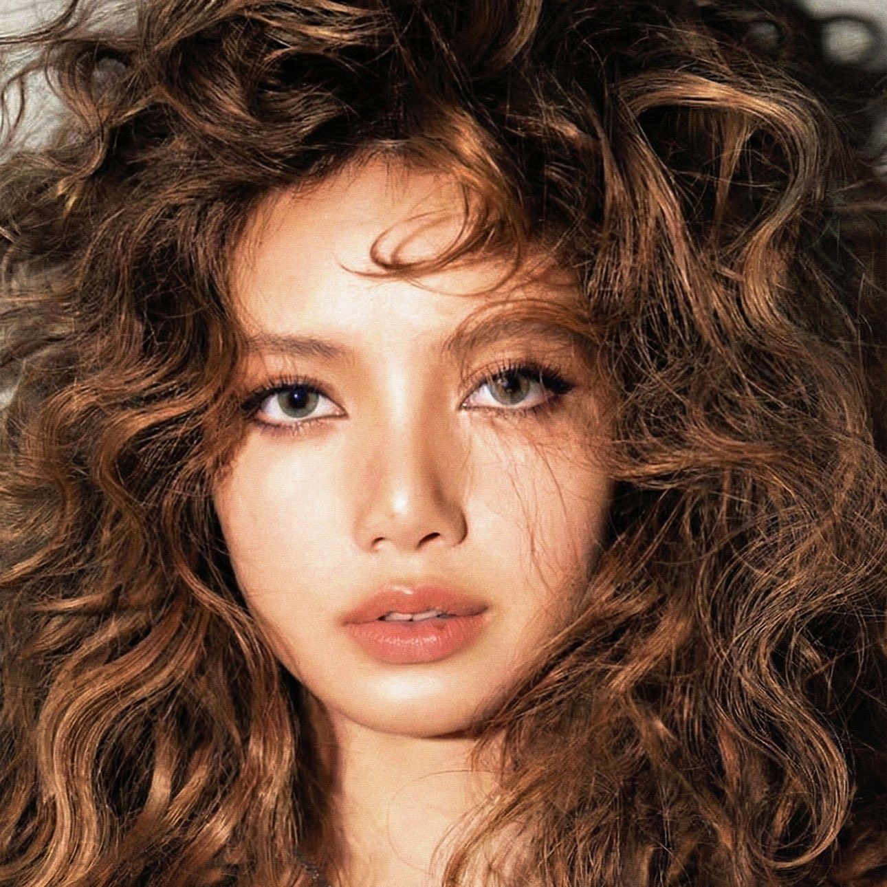 리사 (BLACKPINK)의 최신 사진