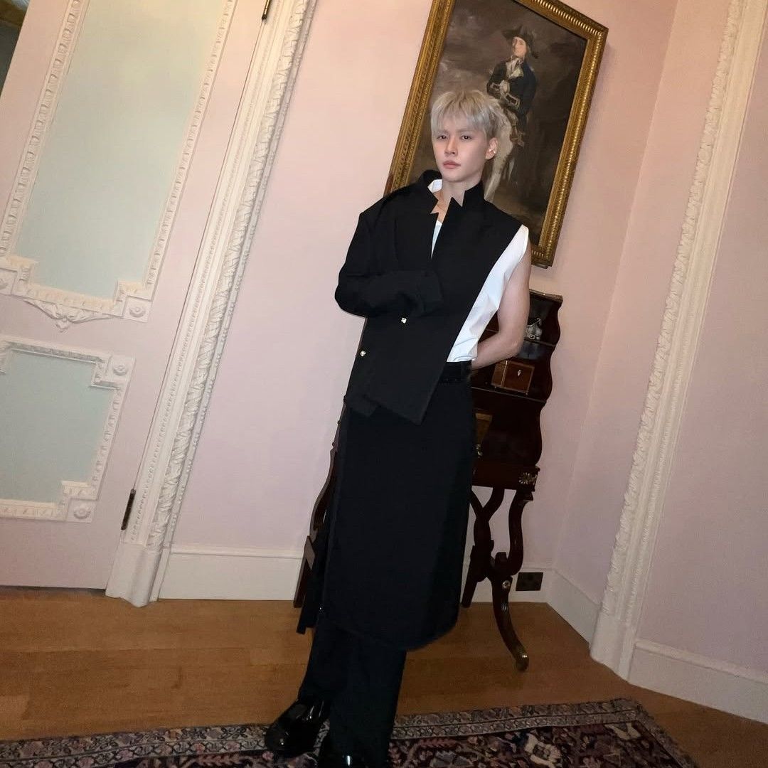 Recent activity shot of Eunseok (RIIZE)