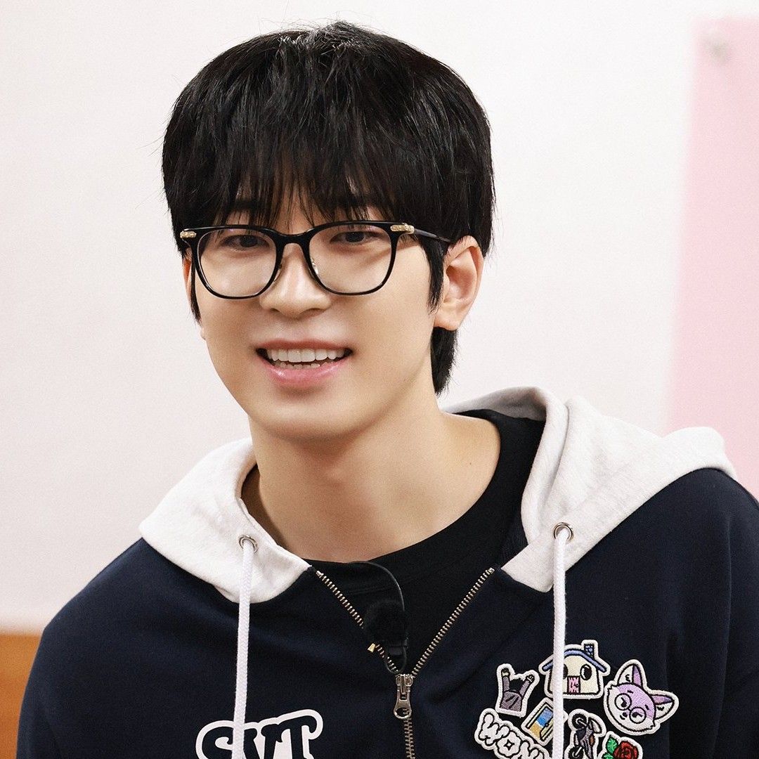 Latest photo of Wonwoo (SEVENTEEN)